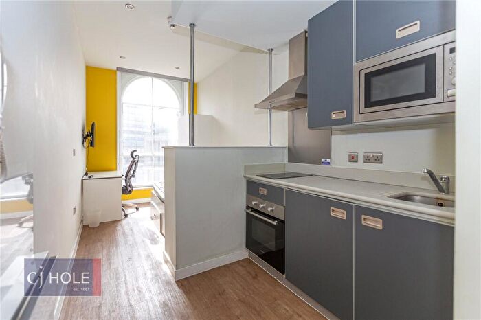 Studio To Rent In Queens Road, Clifton, Bristol, BS8