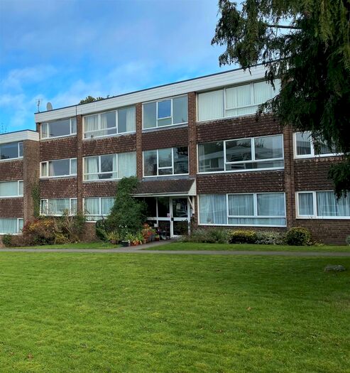 2 Bedroom Flat To Rent In Pinehurst Drive, Kings Norton, Birmingham, B38