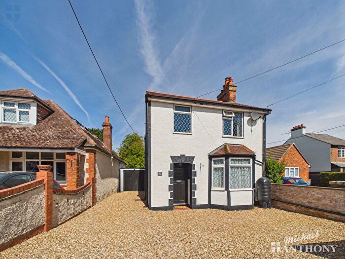 2 Bedroom Detached House For Sale In Station Road, Stoke Mandeville, Aylesbury, Buckinghamshire, HP22