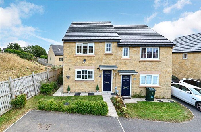 3 Bedroom Semi-Detached House For Sale In Meadowlands, Allerton, Bradford, West Yorkshire, BD15
