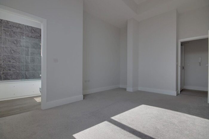 2 Bedroom Flat To Rent In Cathedral Views, St. Johns Lane, Gloucester, GL1