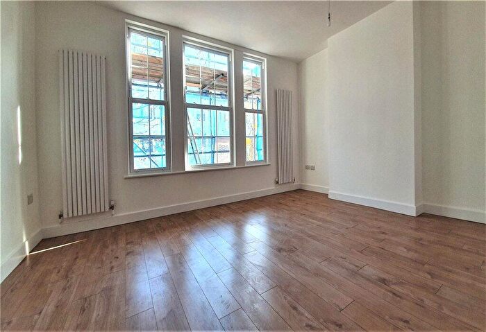 3 Bedroom Apartment To Rent In High Street, Orpington, Kent, BR6