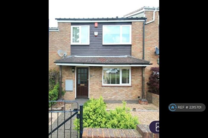 3 Bedroom Terraced House To Rent In Mackenzie Way, Gravesend, DA12