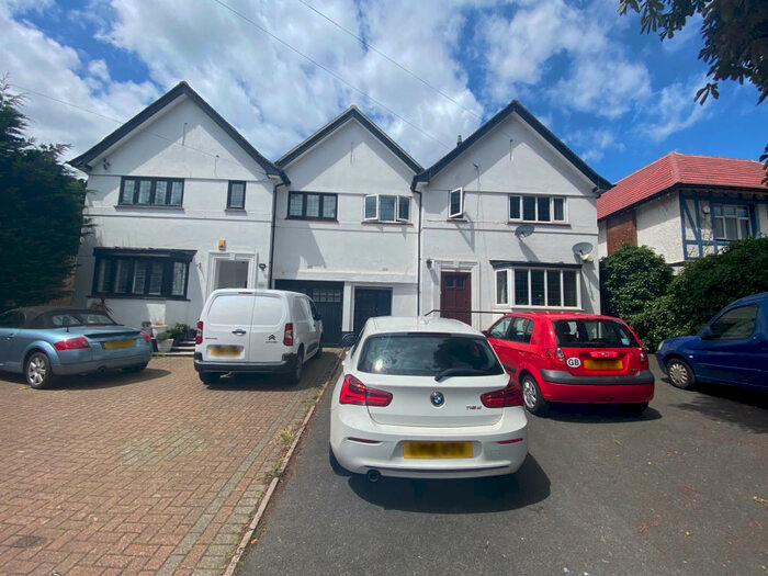 2 Bedroom Flat To Rent In Sevenoaks Road, Orpington, BR6