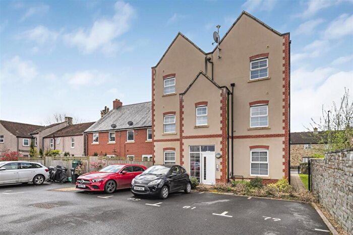 1 Bedroom Flat For Sale In High Street, Bitton, BS30