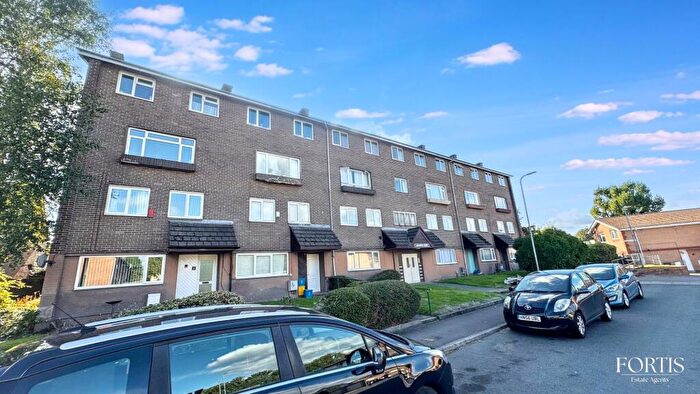 2 Bedroom Flat For Sale In Tidenham Road, Cardiff, CF5