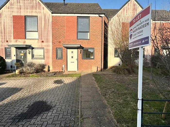 2 Bedroom Semi-Detached House To Rent In Handley Grove, Birmingham, B31