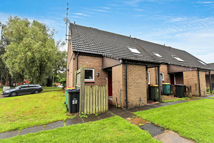 2 Bedroom Flat For Sale In Sylvancroft, Ingol, Preston, Lancashire, PR2