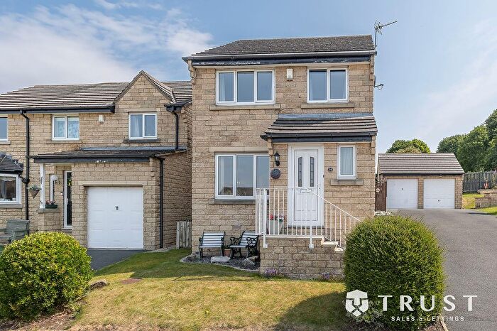 3 Bedroom Detached House For Sale In Horton Street, Heckmondwike, WF16