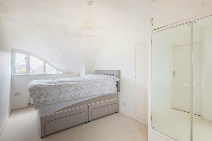 4 Bedroom Detached House For Sale In Longridge Avenue, Saltdean, BN2
