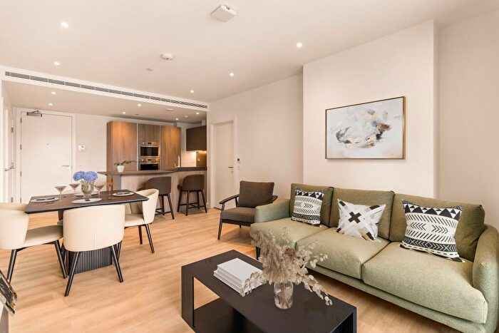 2 Bedroom Apartment To Rent In Nine Elms Lane, London, SW11