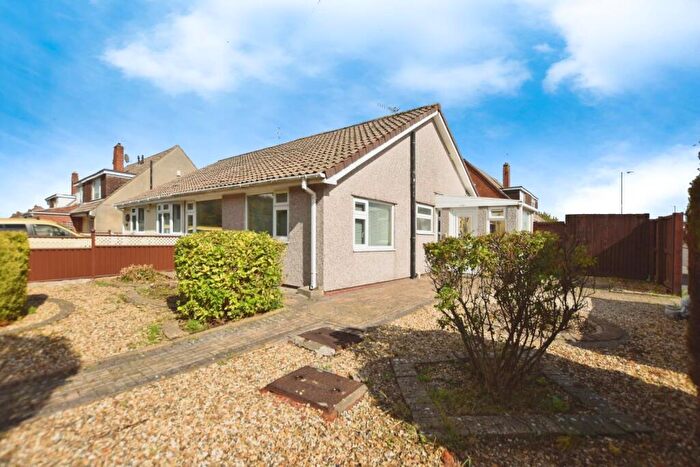 2 Bedroom Semi-Detached Bungalow For Sale In Fortfield Road, Bristol, BS14