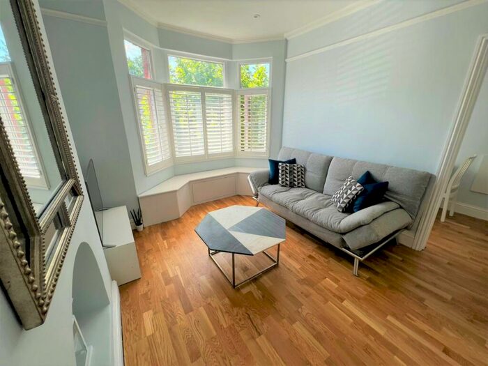 2 Bedroom Flat To Rent In Vaughan Road, Harrow, HA1