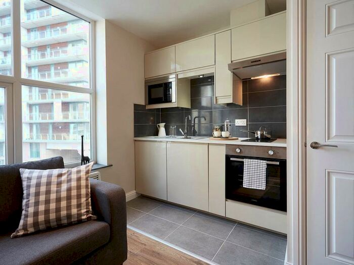 Studio To Rent In Blackfriars Road, Manchester, Greater Manchester, M3