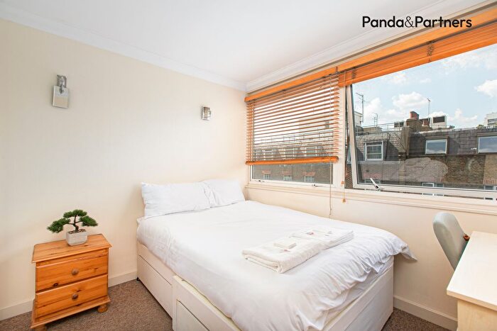 2 Bedroom Flat To Rent In Sovereign House, - Fitzroy St, London, W1T