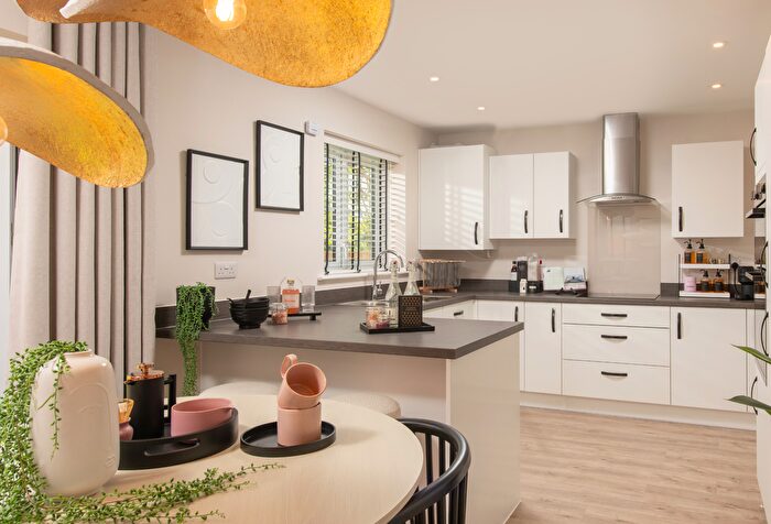 3 Bedroom Detached House For Sale In Bumblebee Lane, Winkleigh, EX19