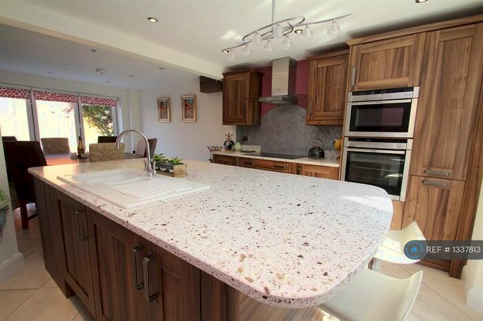 4 Bedroom Detached House To Rent In Long Close, Leicester, LE7