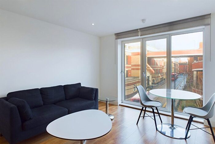 1 Bedroom Flat To Rent In Headstone Road, Harrow, HA1