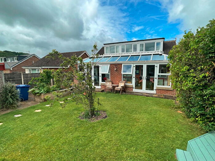 4 Bedroom Detached Bungalow For Sale In Birks Avenue, Millhouse Green, Sheffield, S36