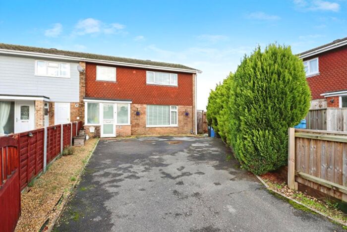 4 Bedroom End Of Terrace House For Sale In King John Avenue, Bournemouth, Dorset, BH11