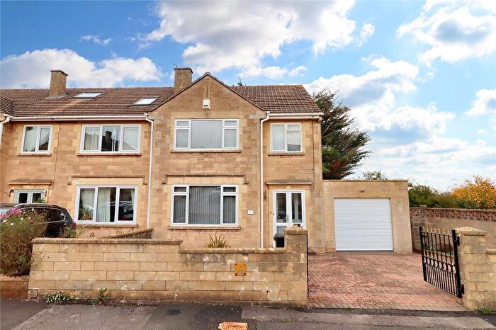 3 Bedroom End Of Terrace House For Sale In Teddington Close, Bath, BA2