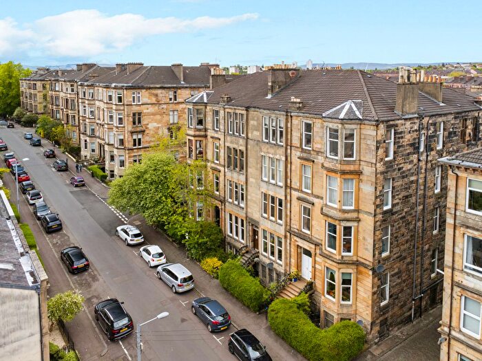 4 Bedroom Flat For Sale In /, Clouston Street, Botanics, G20