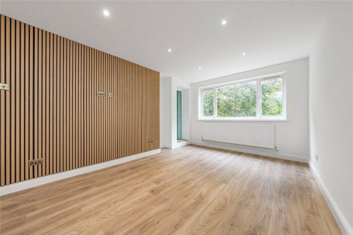 1 Bedroom Flat For Sale In Cortis Road, London, SW15