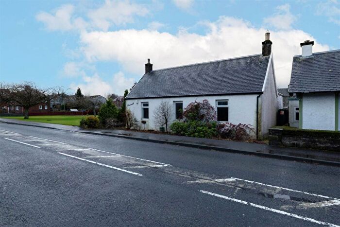 3 Bedroom Bungalow For Sale In Main Street, Crook Of Devon, Kinross, Perth And Kinross, KY13