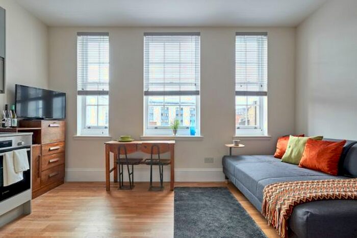 Studio To Rent In Pentonville Road, King's Cross N1