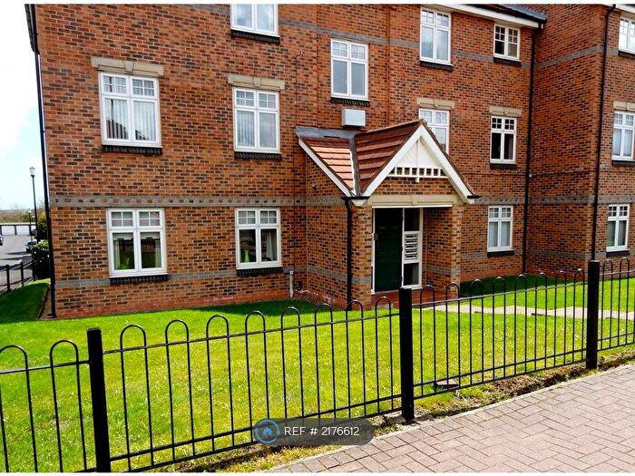 2 Bedroom Flat To Rent In Drumaldrace, Washington, NE37
