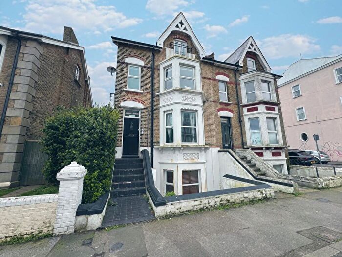 1 Bedroom Flat To Rent In Canterbury Road, Margate, Kent, CT9