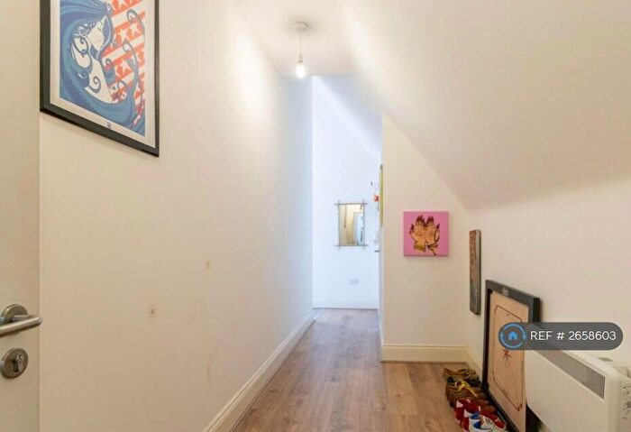 1 Bedroom Penthouse To Rent In The Brooks, Smethwick, B66