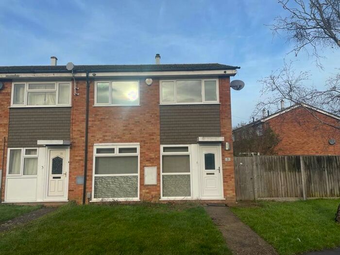 3 Bedroom Property To Rent In Fenwick Road, Houghton Regis, Dunstable, LU5