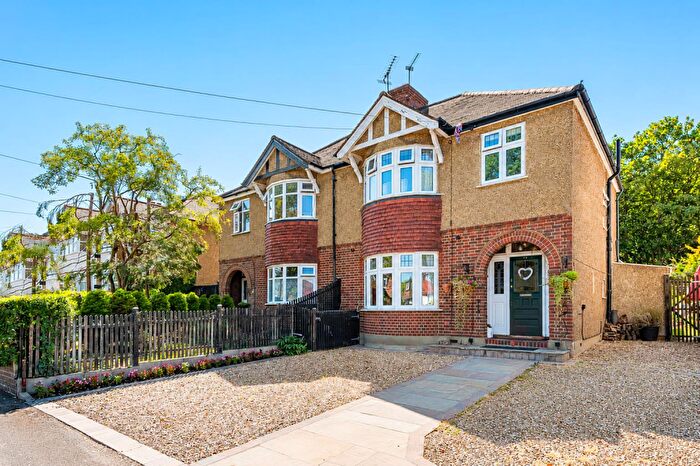 3 Bedroom Semi Detached House For Sale In Pine Ridge, Carshalton, SM5