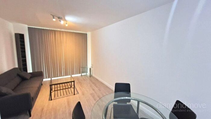 1 Bedroom Flat To Rent In Prince Regent Road, Hounslow, TW3