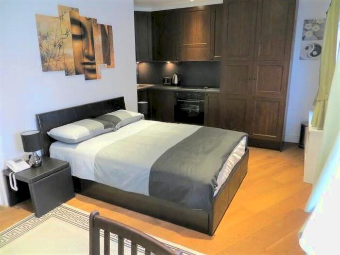 Studio To Rent In Fulham Palace Road, Hammersmith, London, W6