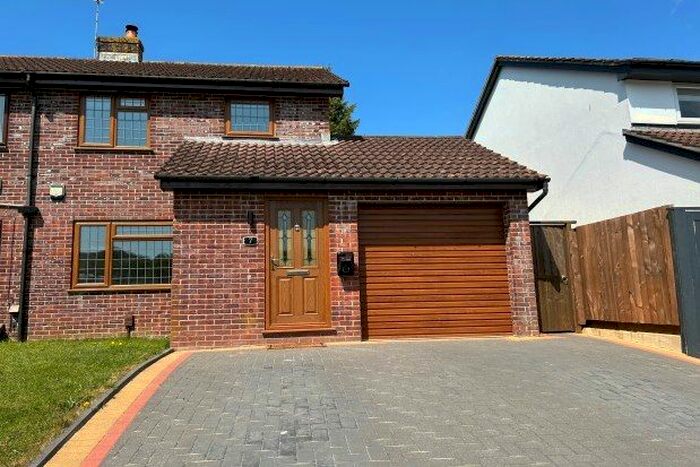 4 Bedroom Semi-Detached House To Rent In Rowan Close, Ogwell, Newton Abbot, TQ12