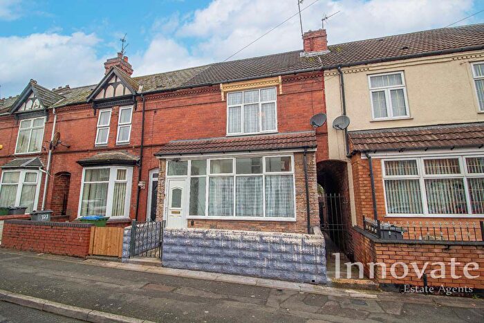 3 Bedroom Terraced House For Sale In Cheshire Road, Smethwick, B67