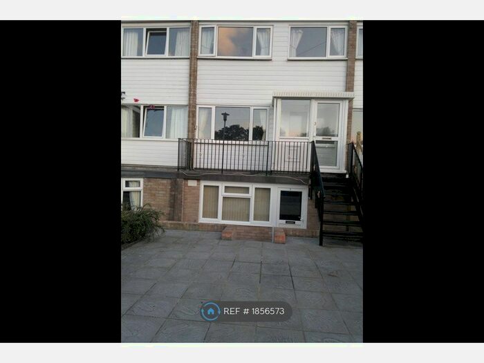 1 Bedroom Flat To Rent In Stovell Rd, Windsor, SL4