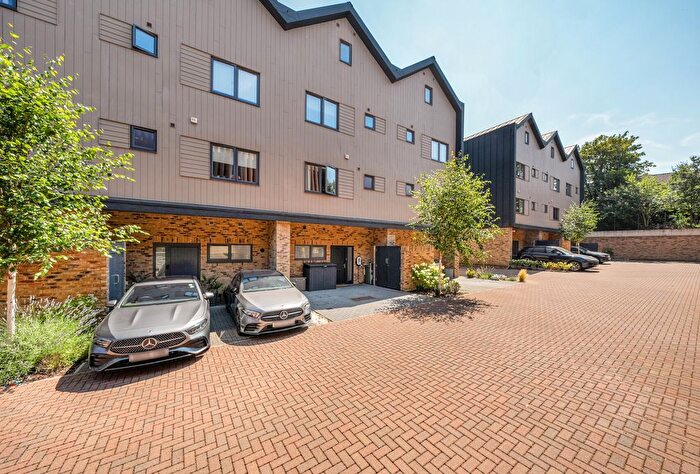 4 Bedroom Terraced House For Sale In Burlington Mews, Sevenoaks, Kent, TN13