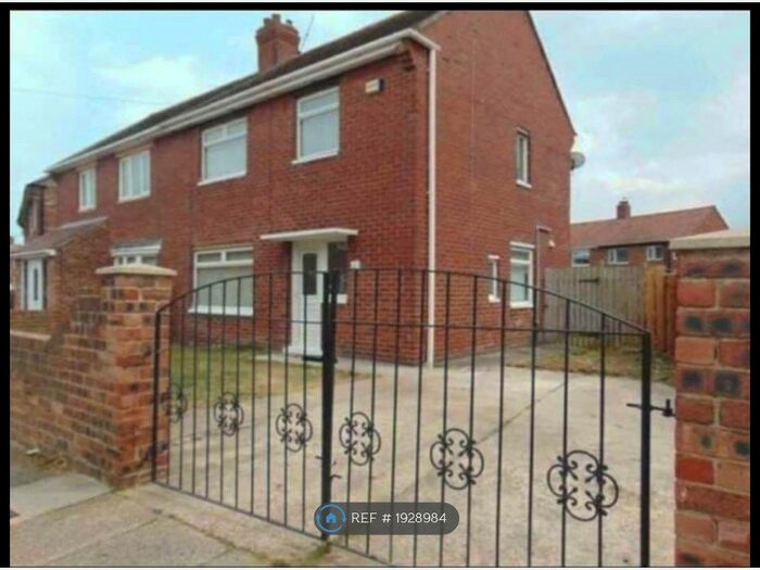 3 Bedroom Semi-Detached House To Rent In Moor View, Camperdown, Newcastle Upon Tyne, NE12
