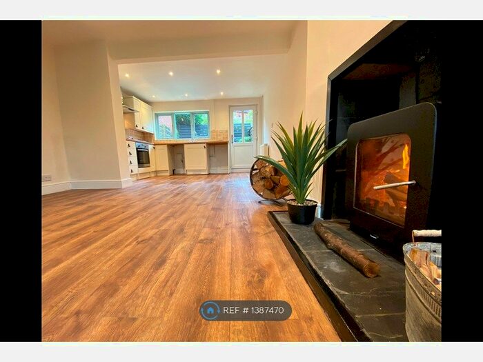 2 Bedroom End Of Terrace House To Rent In Chapel Street, Melbourne, DE73