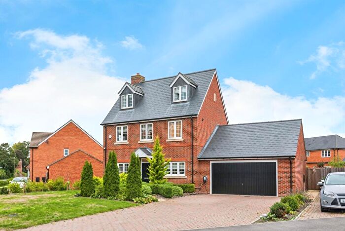 5 Bedroom Detached House For Sale In Bonners Mead, Benson, Wallingford, OX10