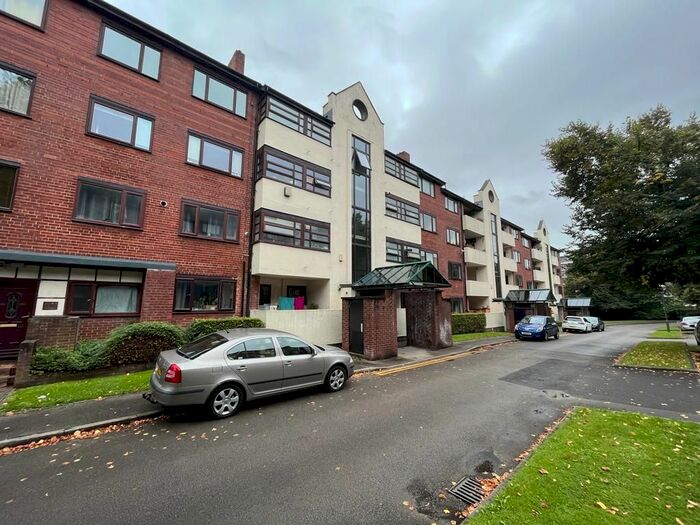4 Bedroom Flat To Rent In Cassandra Court, Asgard Drive, Salford, M5