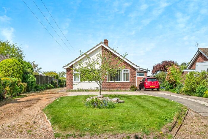 3 Bedroom Detached Bungalow For Sale In Church Road, Potter Heigham, Great Yarmouth, NR29