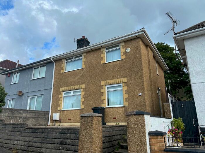 4 Bedroom Semi-Detached House To Rent In Wern Fawr Road, Port Tennant, Swansea, SA1