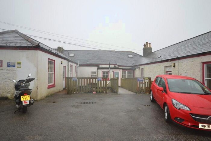 1 Bedroom Flat To Rent In Basset Street, Redruth, TR15