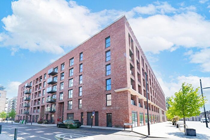 2 Bedroom Flat For Sale In Thunderer Street, E13