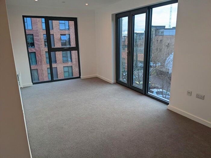 2 Bedroom Apartment To Rent In Axium Blo, CK40