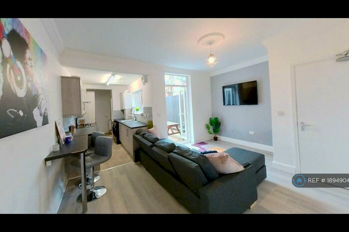 5 Bedroom Terraced House To Rent In Portland Street, Lincoln, LN5